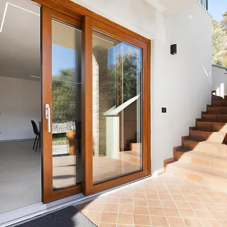 Casa L'oliver شقة