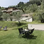 Casa L'oliver 리몬네술가르다