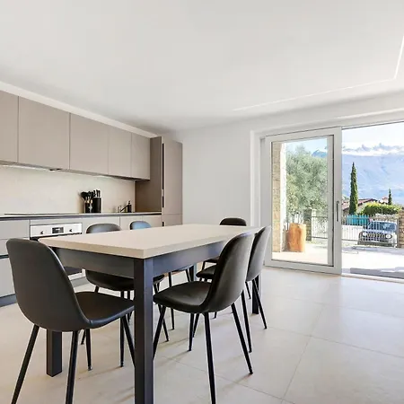 Apartment Casa L'oliver
